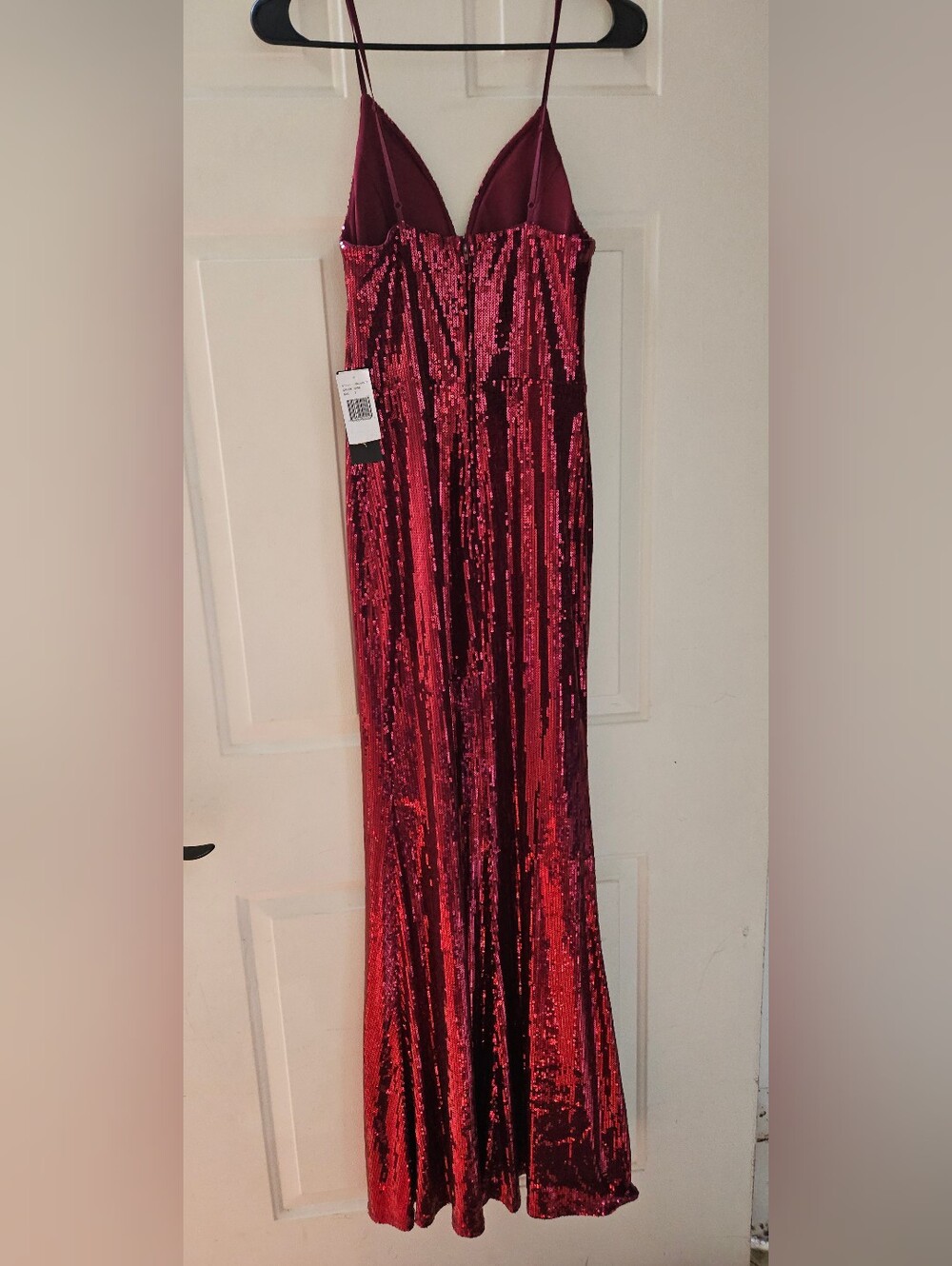 Jodi Kristopher Wine Sequin Plunge V-Neck Evening Gown NWT Size 3 - Picture 8 of 9